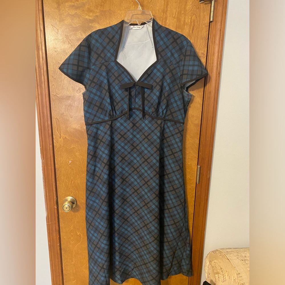 Blue plaid vintage style dress 2x